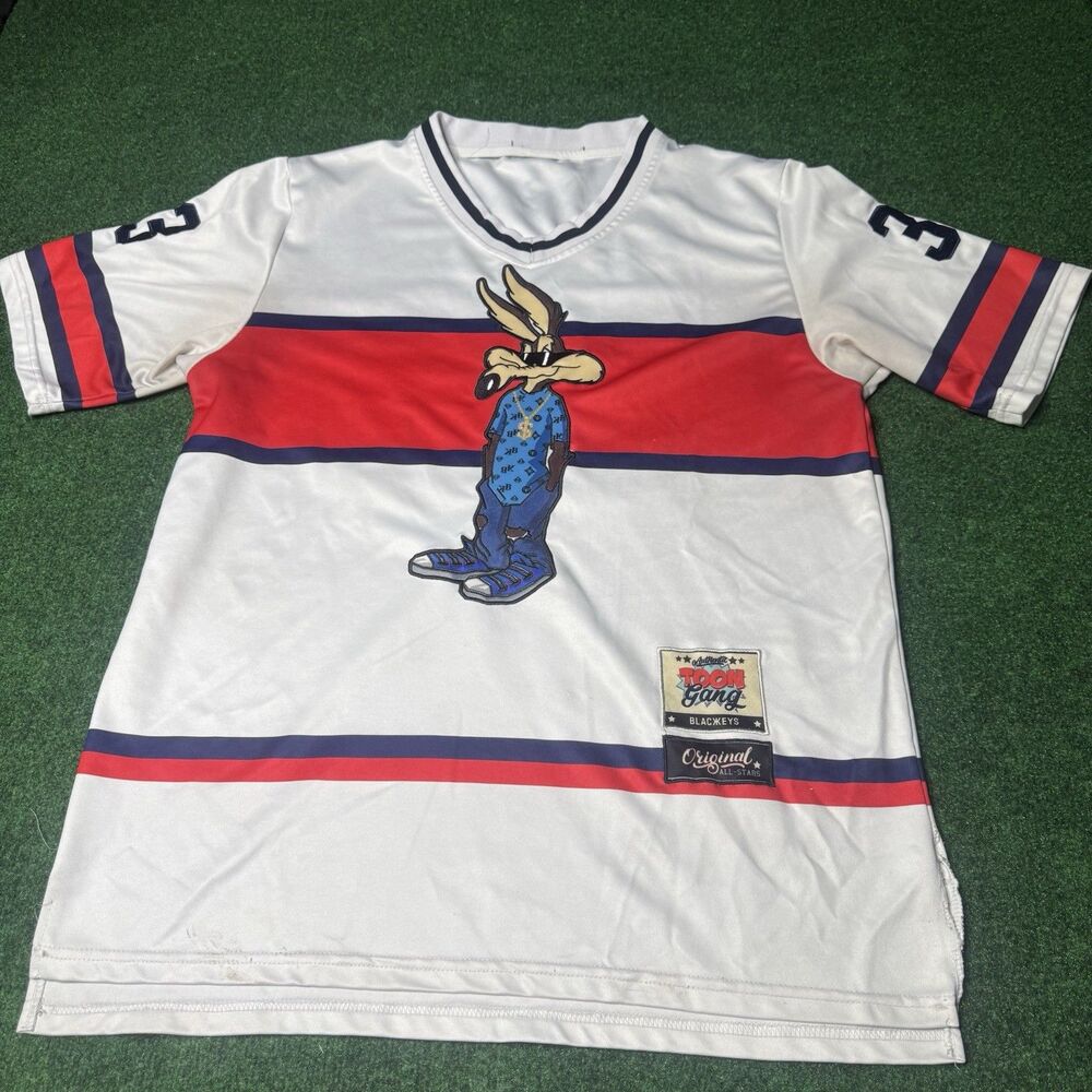 Toon Gang Wile E Coyote Jersey Shirt Men’s Size L White 33 Streetwear Tee